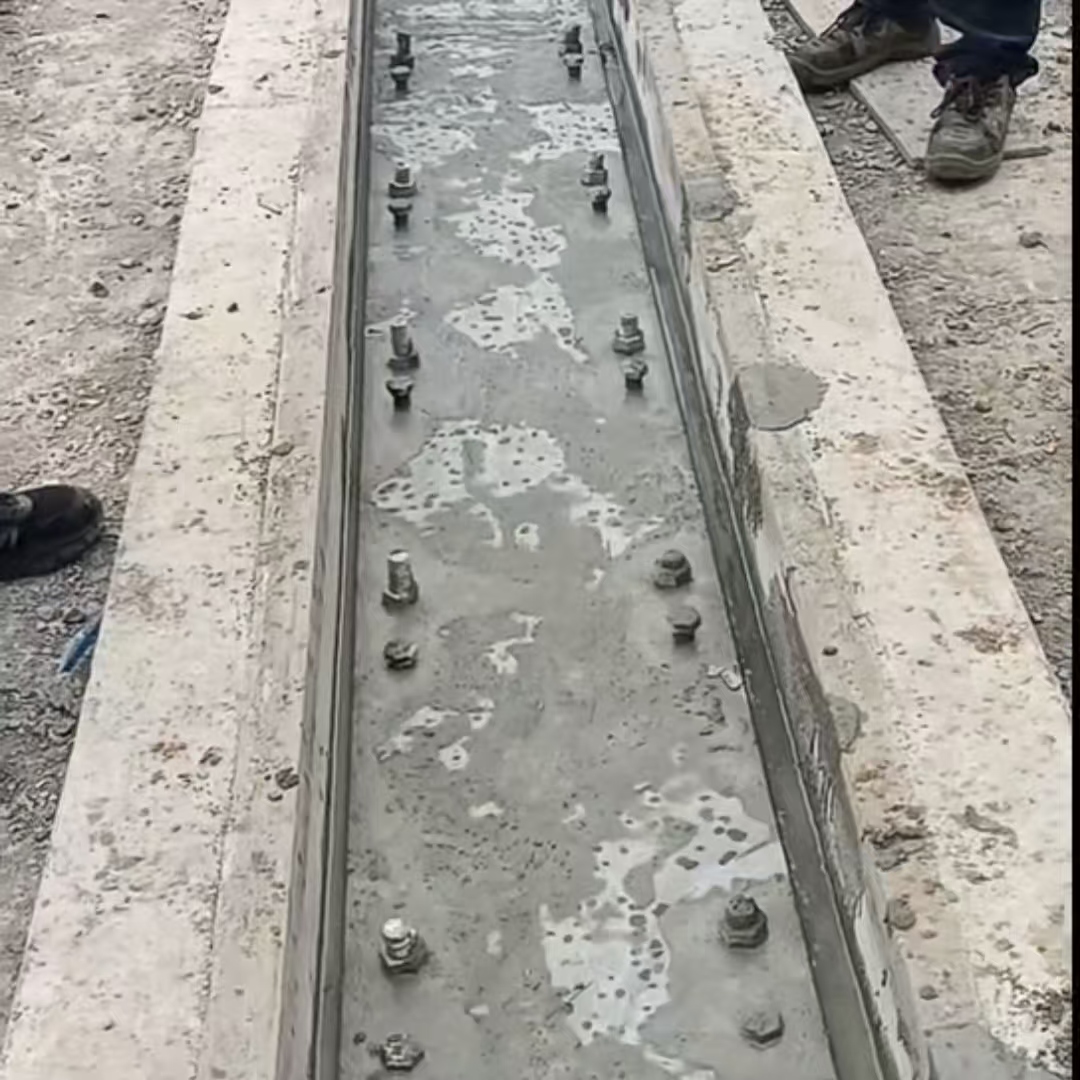 江海港口码头起重机龙门吊重型机械设备稳固用早强快凝轨道胶泥